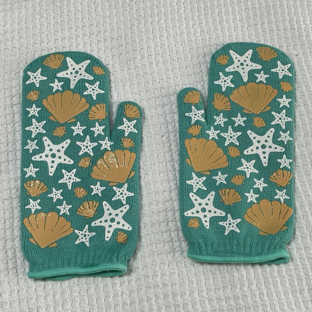 Temp-tations Blue Seashells Oven Safe Glove Mitts Womens Temptations 2 pc NEW